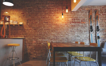 Rozmiar ma znaczenie. Jaką wielkość płytek wybrać, by nadać wnętrzu stylowego charakteru