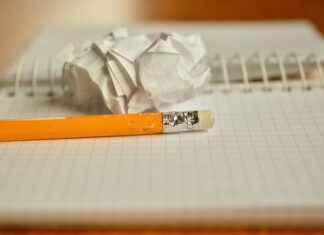 Z czego zrobić papierową wiklinę?