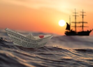 Jak zrobić tutki z papieru?