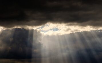 Jak działa przechowywanie danych w chmurze?